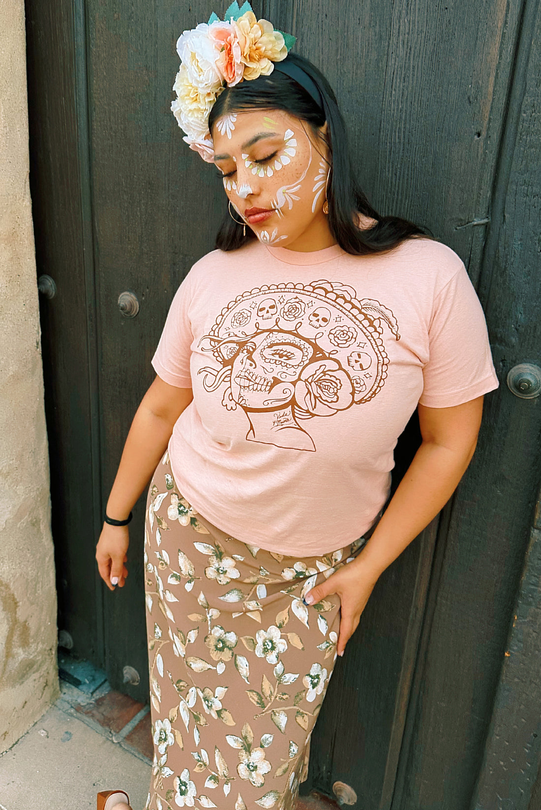 Unisex Peach Catrina Tee