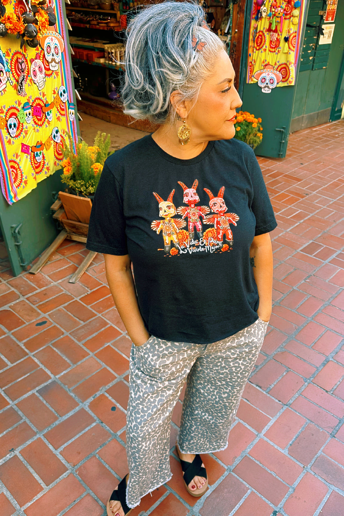 Unisex Graphite Vivirla Mejor Tee