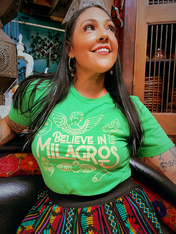 Unisex Verde Milagros Tee