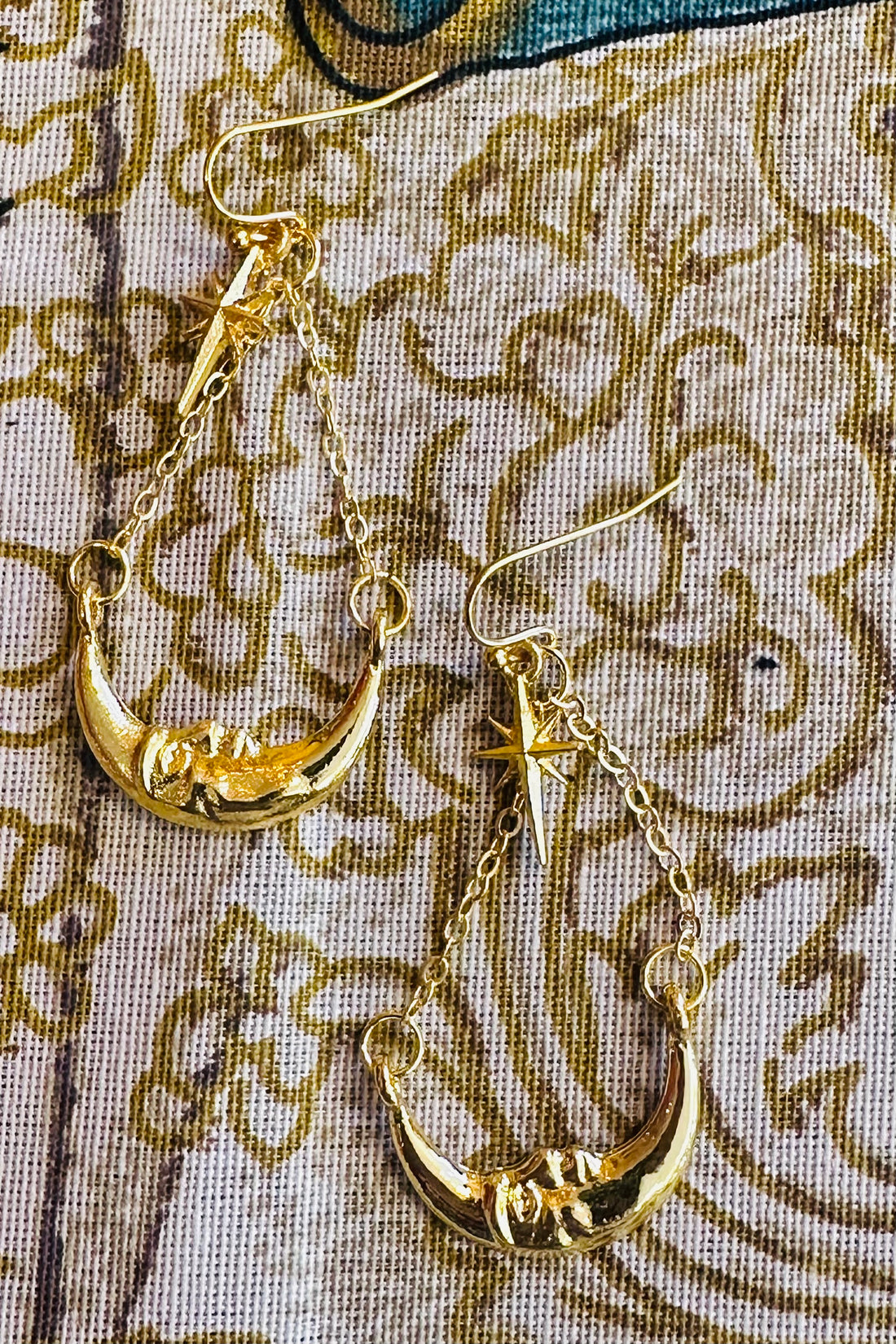 Lupita Luna Blingy Earrings
