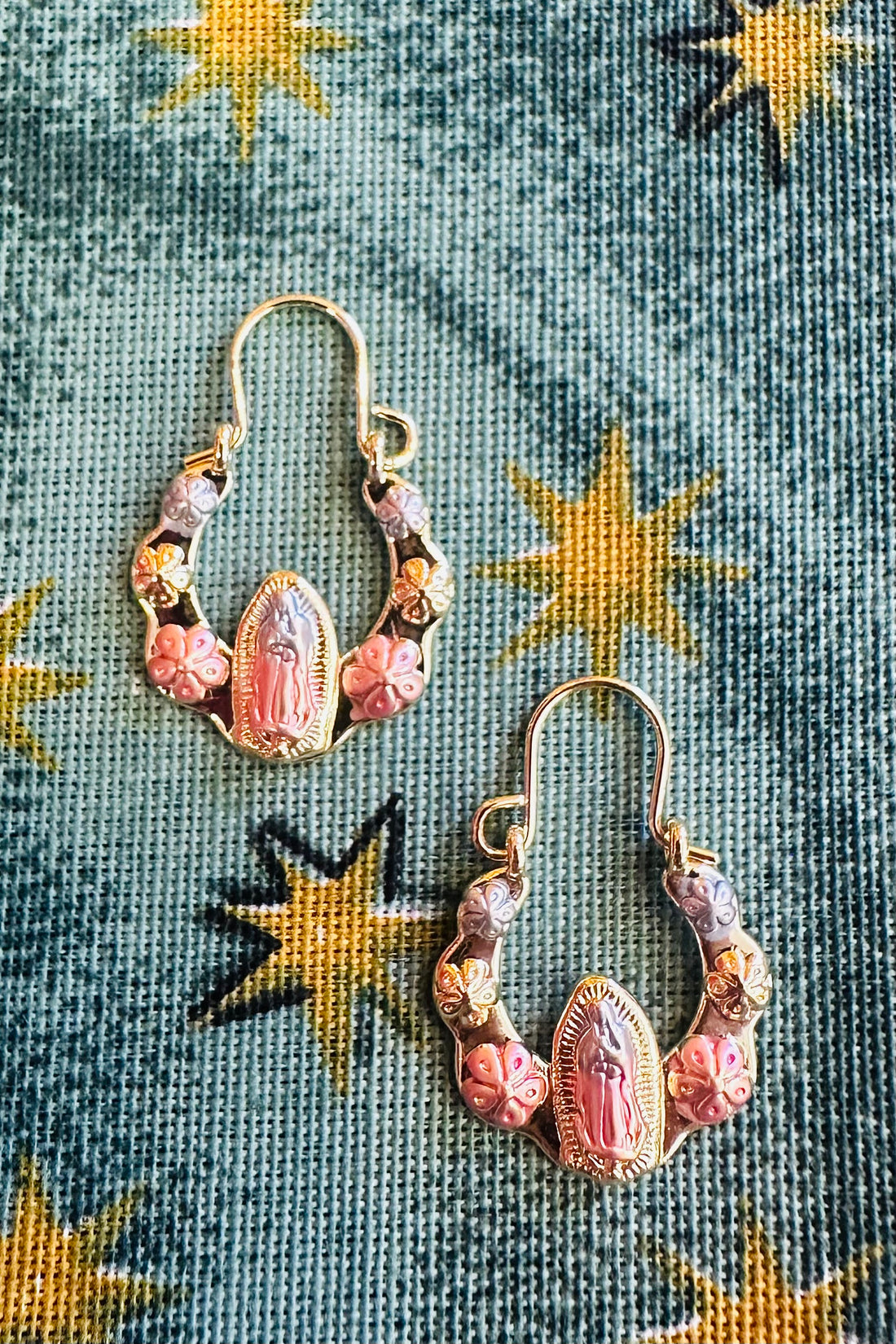 Itty Bitty Virgen  Hoops