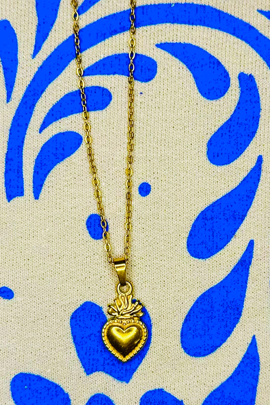 Mini Amor Milagro Necklace