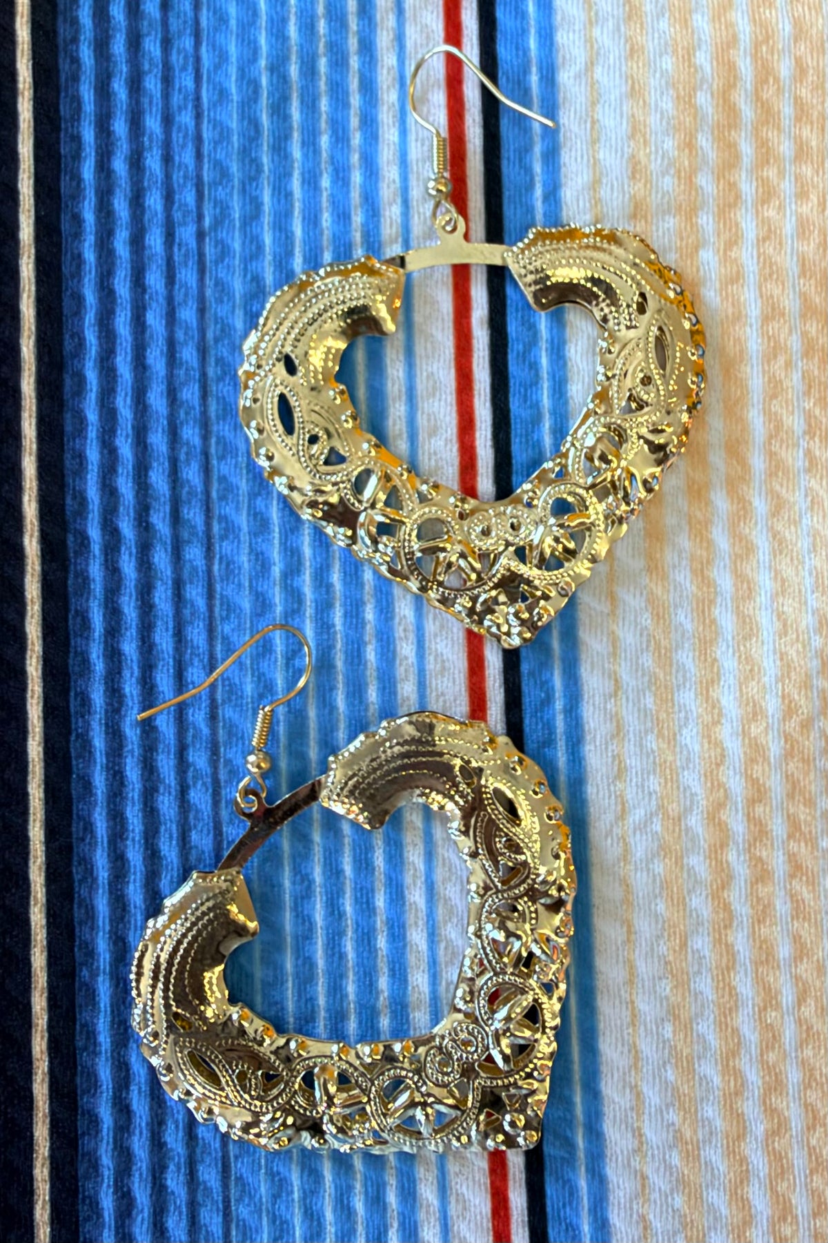 Bohemia Filagree Heart Hoops