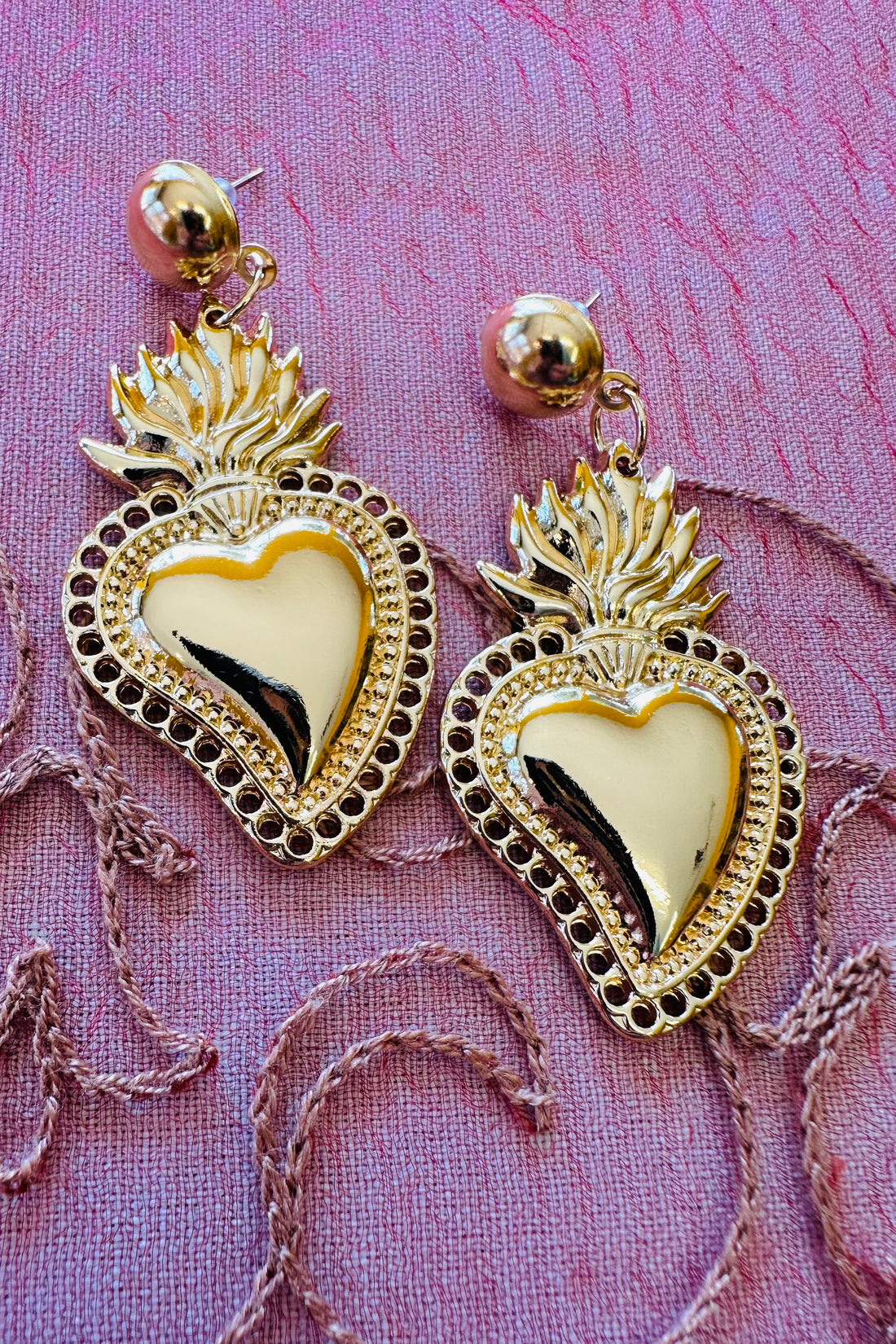 Retro Milagro Heart Medallion Earrings